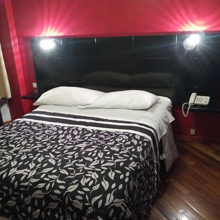 Hostal Capri Quito Exteriör bild
