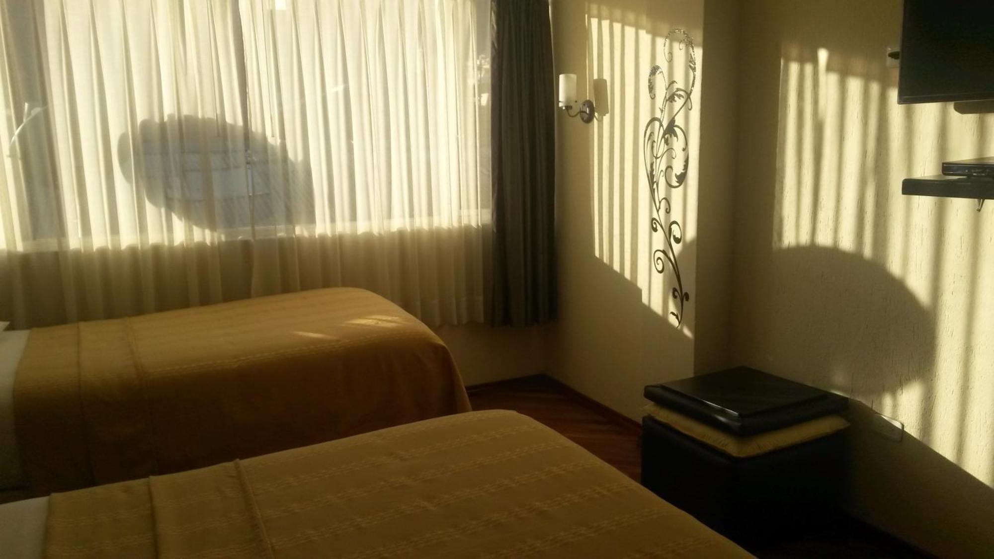Hostal Capri Quito Rum bild