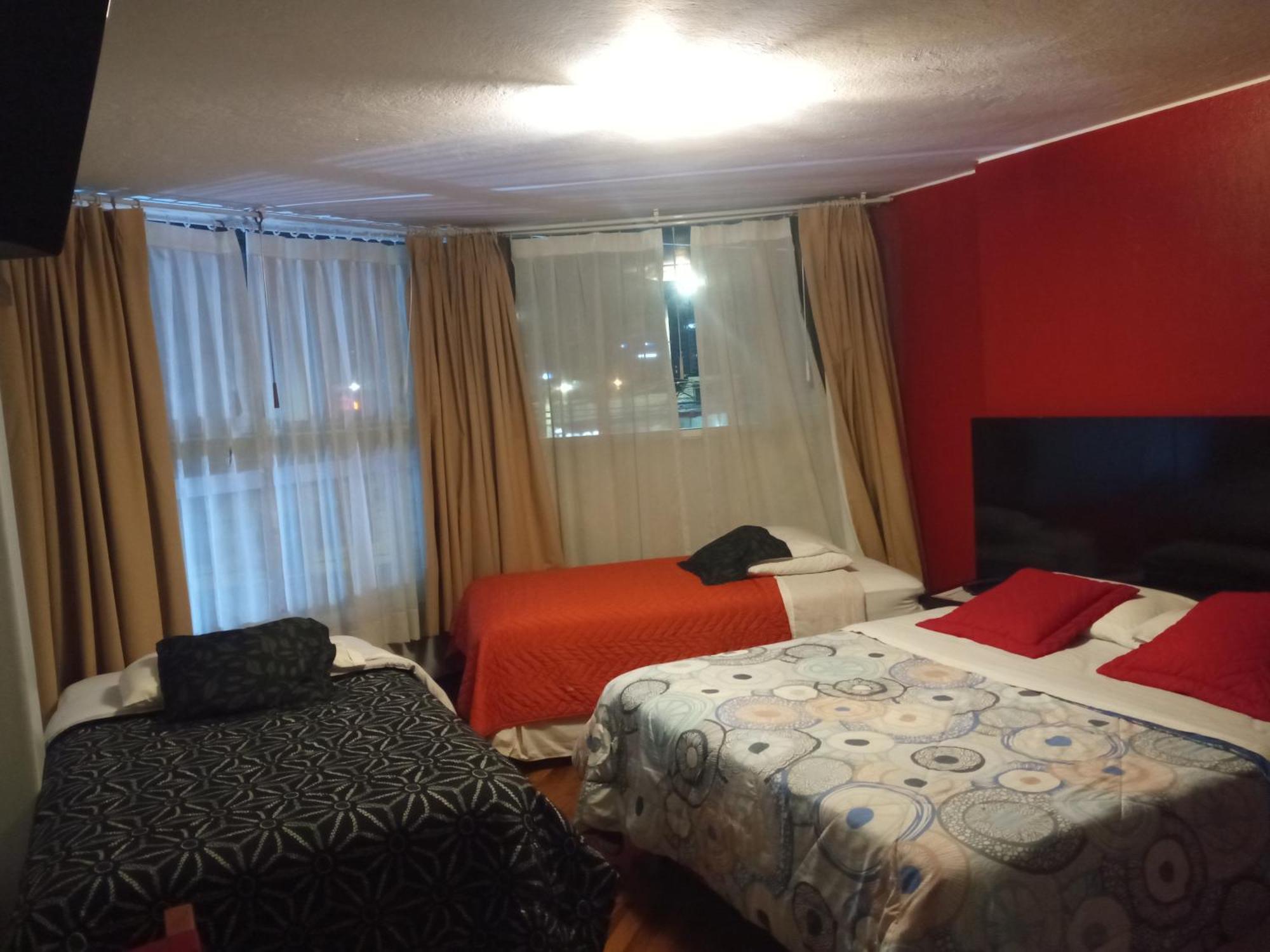 Hostal Capri Quito Exteriör bild