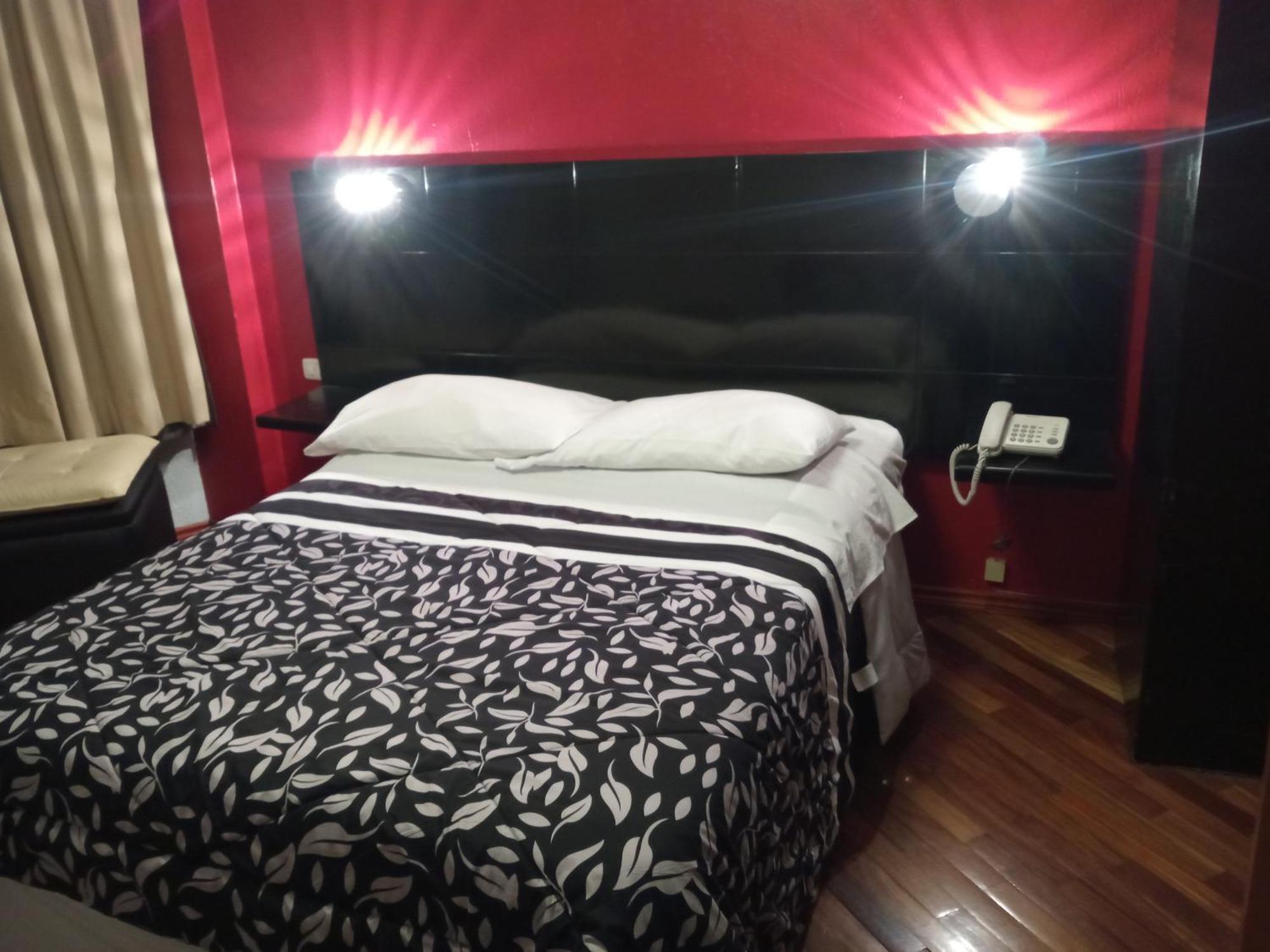 Hostal Capri Quito Exteriör bild