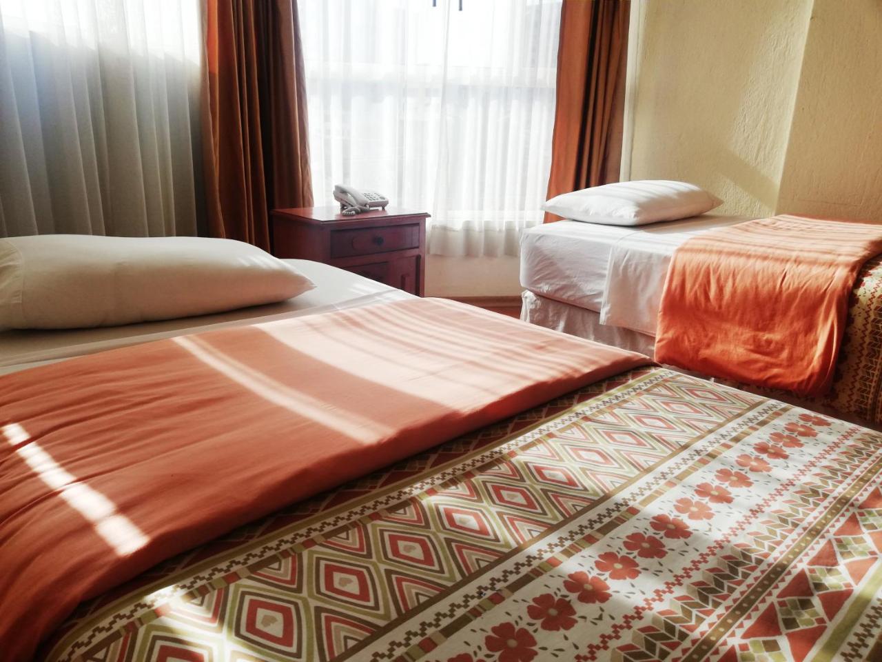 Hostal Capri Quito Exteriör bild